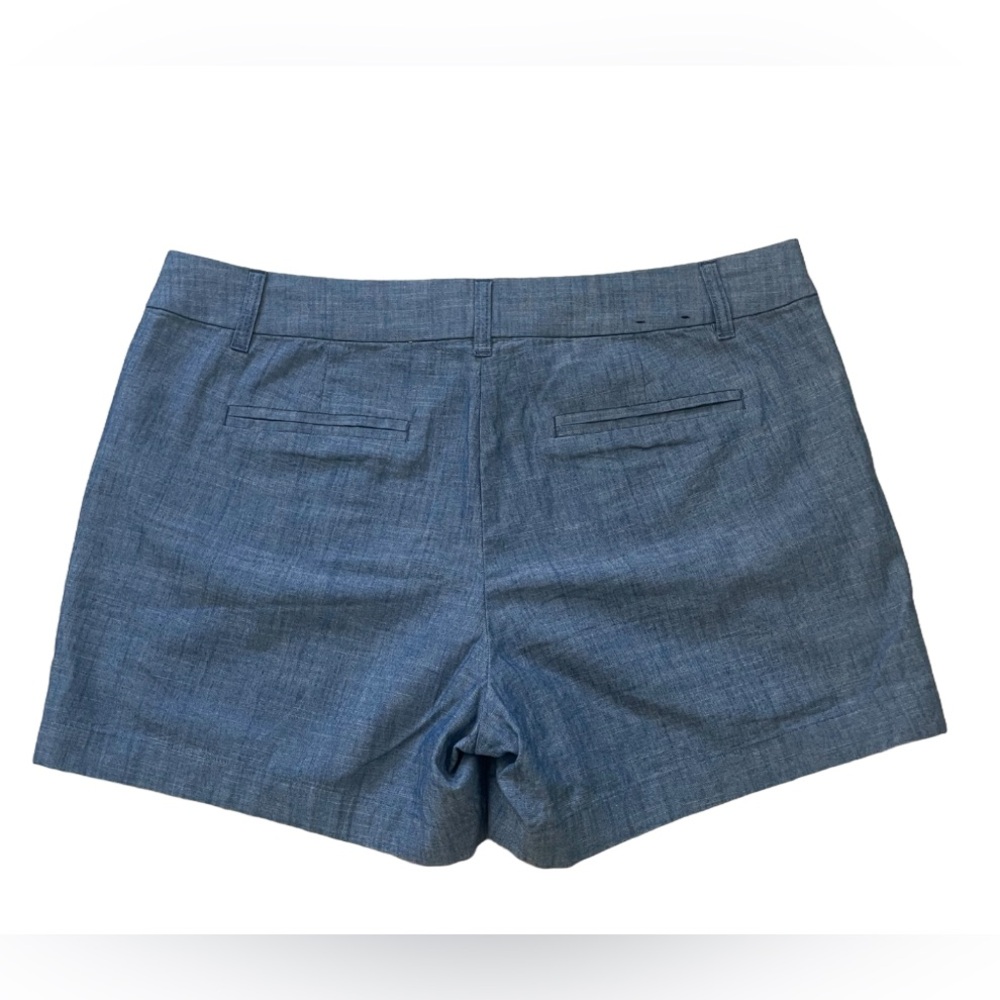 J. Crew 5” Classic Chambray Shorts Blue 100% Cotton Size 12 Nautical Coastal - Picture 2 of 6